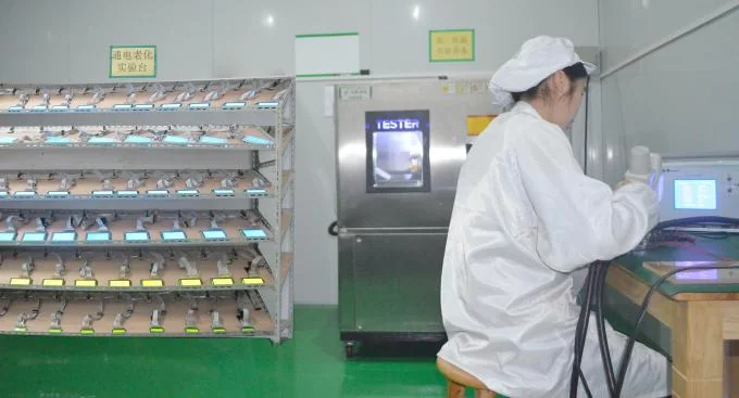 Powered display modules on ageing racks at Junxian